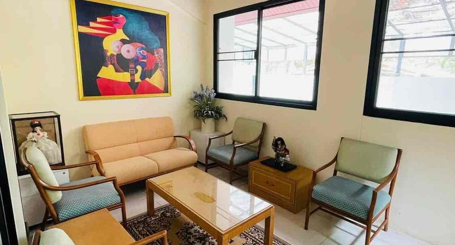 For rent 50 ベッドルーム hotel in Bang Lamung, Chonburi