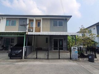 For sale 1 bed townhouse in Tha Takiap, Chachoengsao