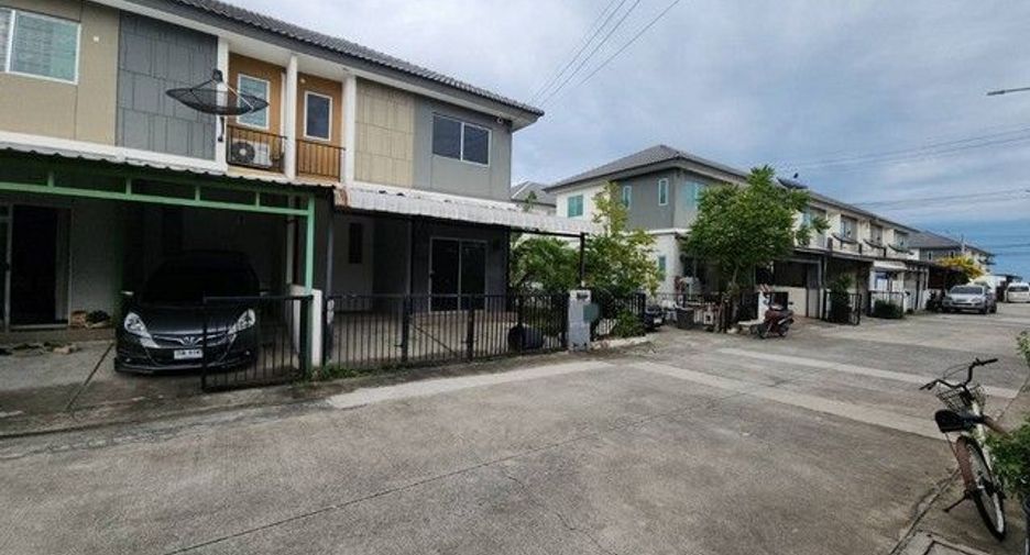 Reihenhaus zum Kauf mit 1 Zimmer in Tha Takiap, Chachoengsao