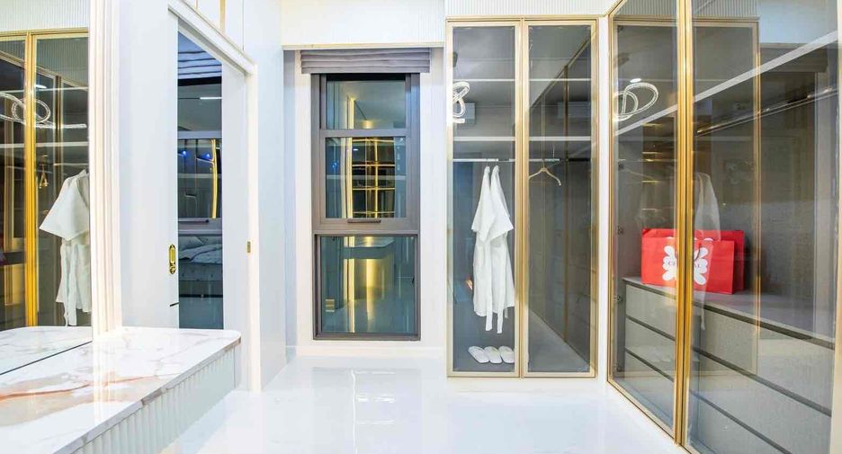 À vendre 5 chambres villa à Bang Lamung, Chonburi