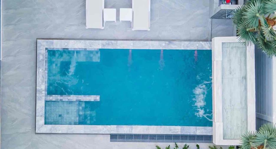 À vendre 5 chambres villa à Bang Lamung, Chonburi