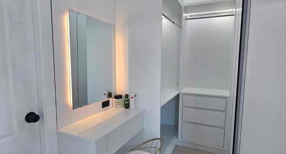 For sale 3 bedrooms villa in Bang Lamung, Chonburi