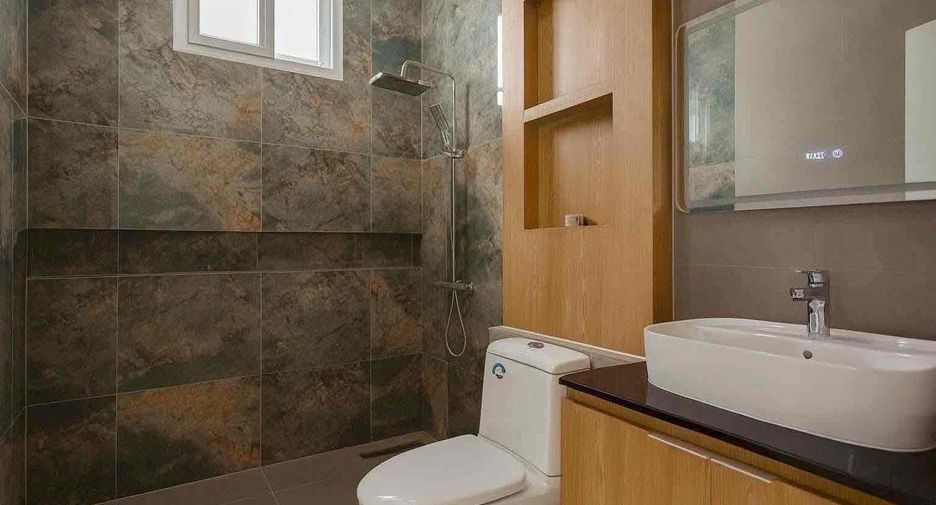 Villa zum Kauf mit 5 Zimmer in Bang Lamung, Chonburi