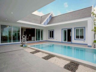 Villa zum Kauf mit 5 Zimmer in Bang Lamung, Chonburi