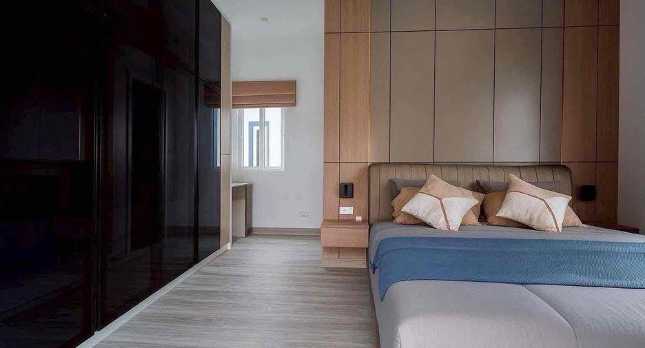 Villa zum Kauf mit 5 Zimmer in Bang Lamung, Chonburi