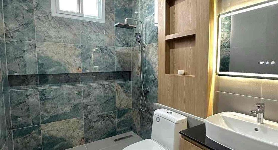 Villa zum Kauf mit 5 Zimmer in Bang Lamung, Chonburi