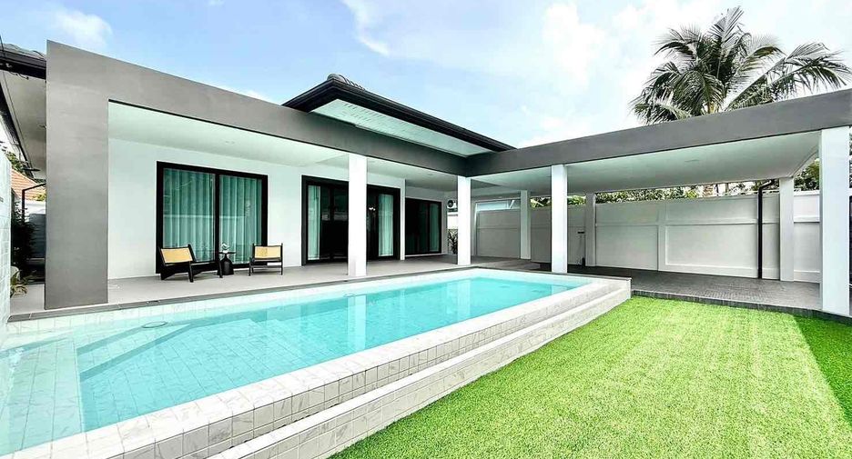 For sale 3 bedrooms villa in Bang Lamung, Chonburi