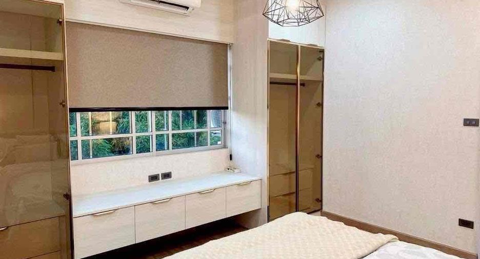 For sale 4 ベッドルーム villa in Bang Lamung, Chonburi