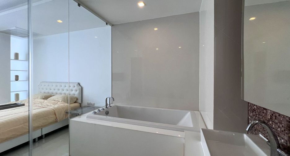 For rent 3 ベッドルーム condo in Bang Lamung, Chonburi