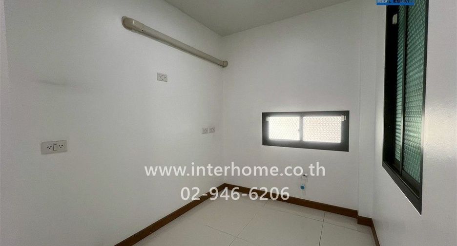 For sale 4 bedrooms house in Bang Kruai, Nonthaburi