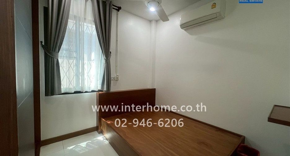 For sale 4 bedrooms house in Bang Kruai, Nonthaburi