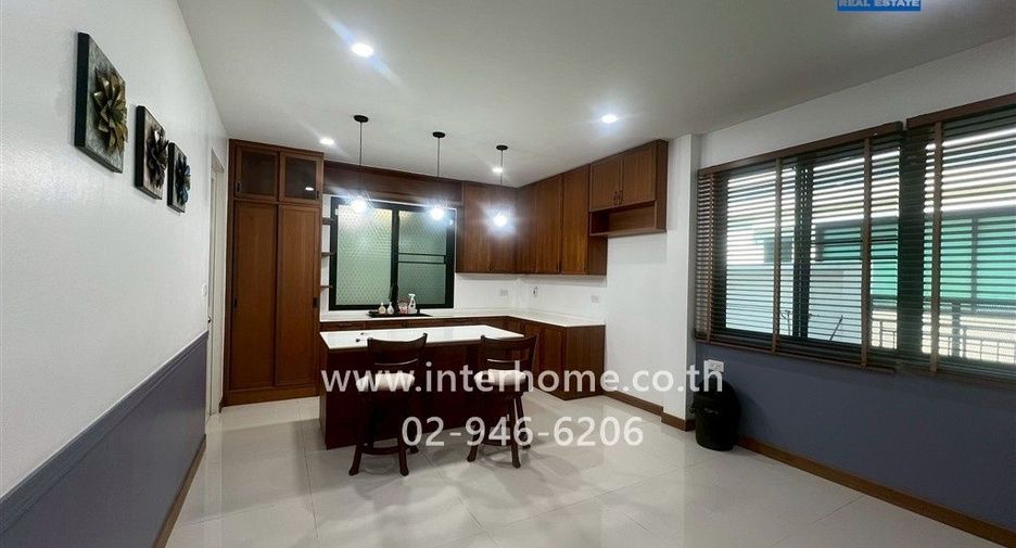 For sale 4 bedrooms house in Bang Kruai, Nonthaburi