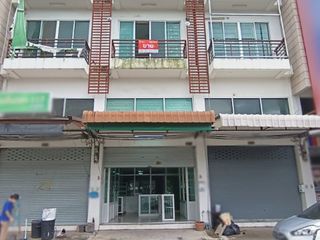 出售 2 卧室 联排别墅 在 Min Buri, 曼谷