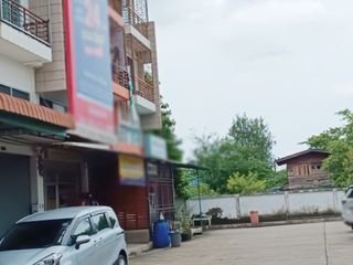 出售 2 卧室 联排别墅 在 Min Buri, 曼谷