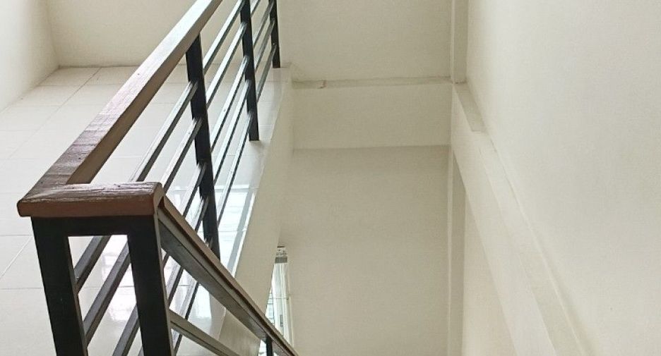 For sale 2 bedrooms townhouse in Min Buri, Bangkok