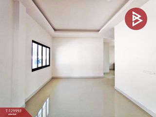 À vendre 3 chambres maison à Mueang Nakhon Pathom, Nakhon Pathom