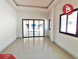 À vendre 3 chambres maison à Mueang Nakhon Pathom, Nakhon Pathom