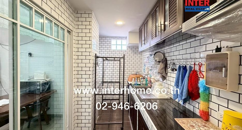 For sale 2 bedrooms townhouse in Lam Luk Ka, Pathum Thani
