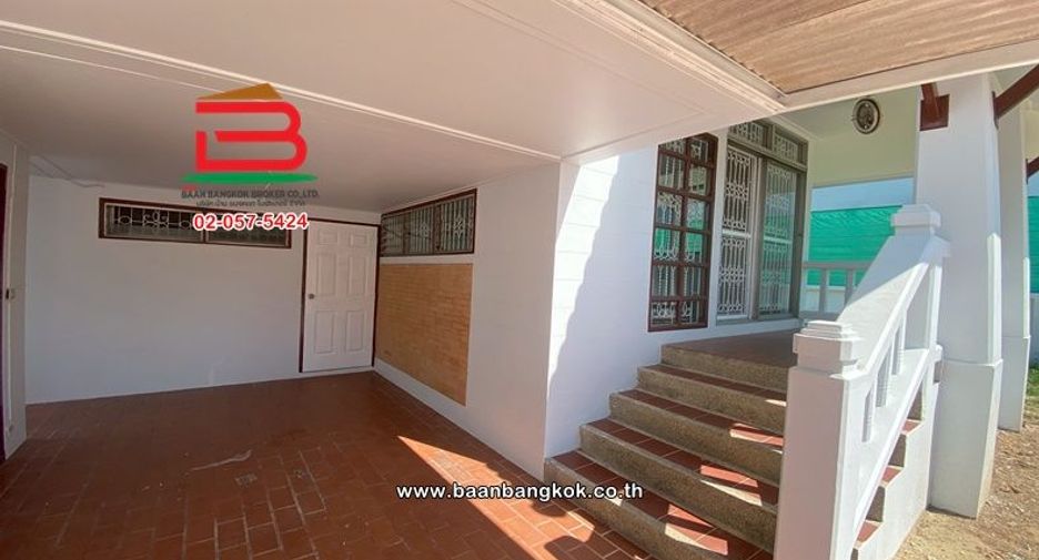For rent 3 bedrooms house in Pak Kret, Nonthaburi