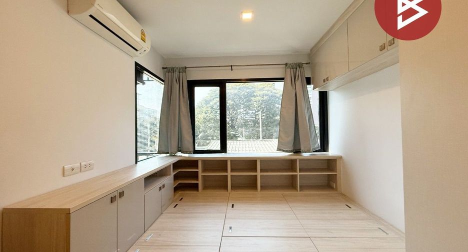 For sale 1 Beds condo in Mueang Samut Prakan, Samut Prakan