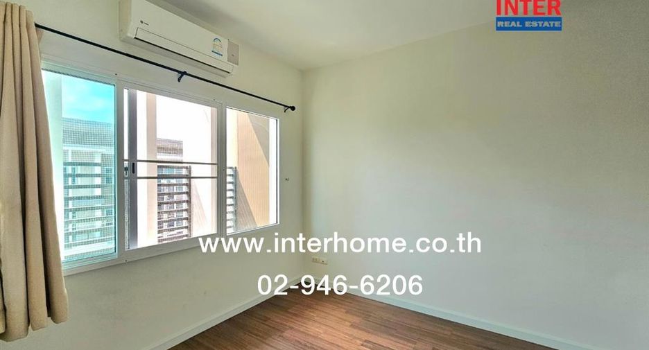 For sale 3 bedrooms townhouse in Lak Si, Bangkok