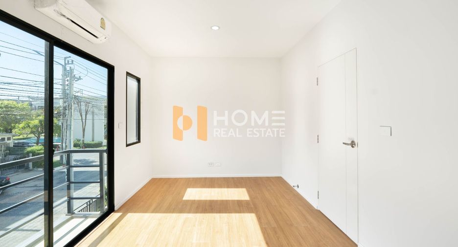 For sale 3 ベッドルーム townhouse in Bang Kruai, Nonthaburi