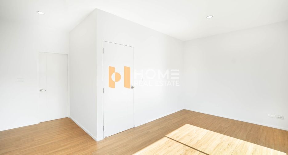 For sale 3 ベッドルーム townhouse in Bang Kruai, Nonthaburi