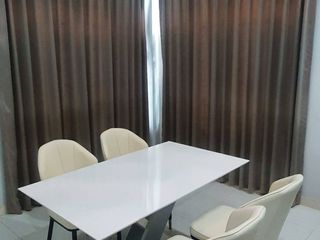 Casa en alquiler de 4 habitaciones en Saphan Sung, Bangkok