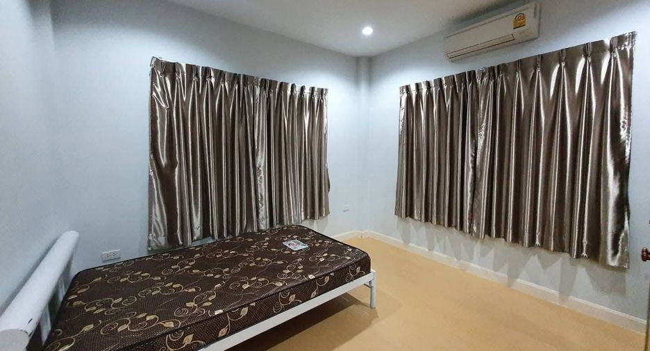 Haus zur Miete mit 4 Zimmer in Saphan Sung, Bangkok