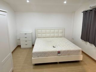 出租 3 卧室 独立屋 在 Bang Kapi, 曼谷