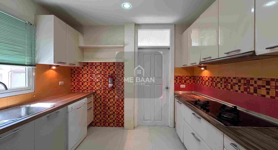 For sale 4 ベッドルーム house in East Pattaya, Pattaya