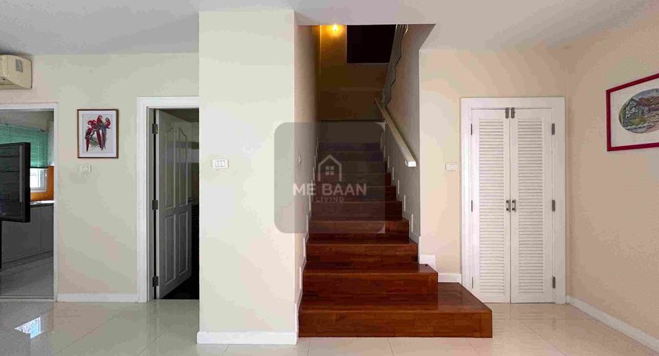 For sale 4 ベッドルーム house in East Pattaya, Pattaya