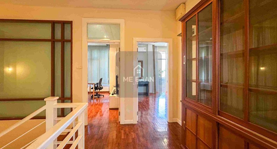 For sale 4 ベッドルーム house in East Pattaya, Pattaya
