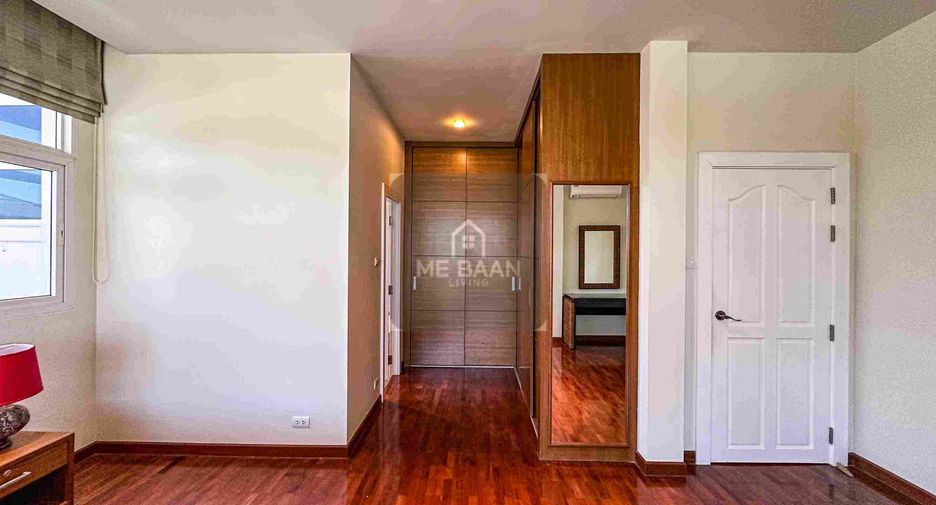 For sale 4 ベッドルーム house in East Pattaya, Pattaya