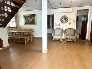 出租 4 卧室 独立屋 在 Phra Khanong, 曼谷