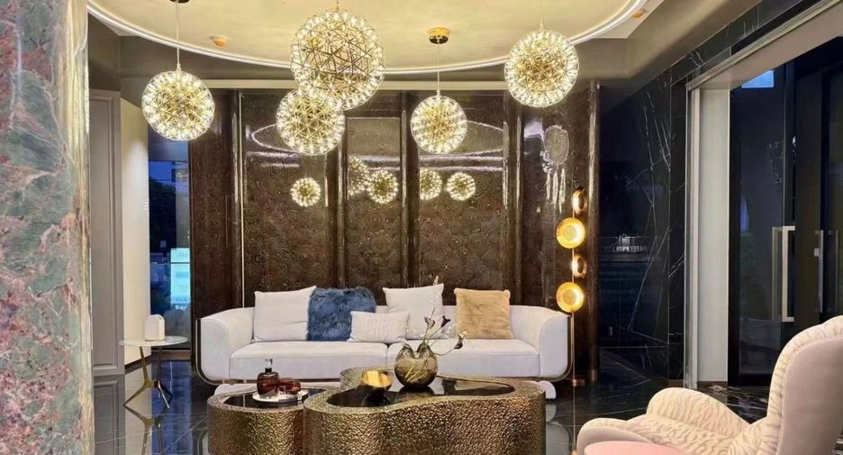 For rent retail Space in Khlong Toei, Bangkok