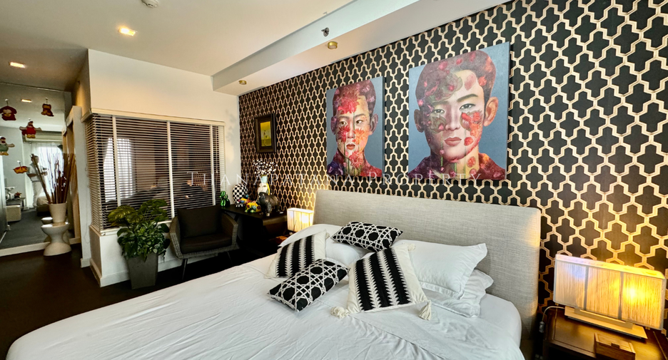 À vendre 1 chambre condo à Sathon, Bangkok