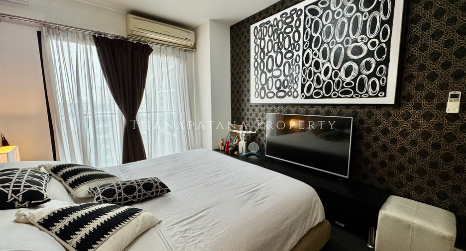 À vendre 1 chambre condo à Sathon, Bangkok