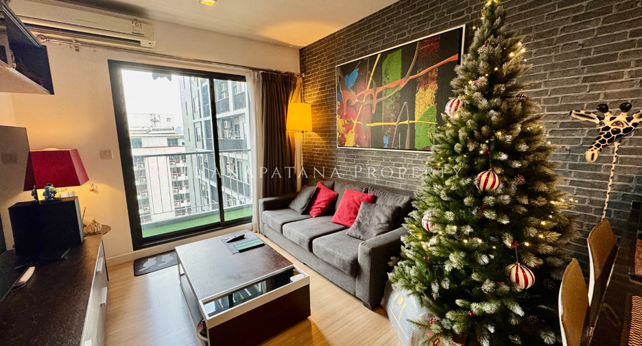 À vendre 1 chambre condo à Sathon, Bangkok