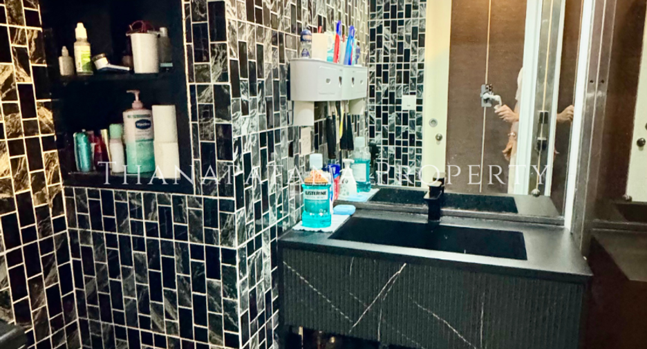 À vendre 1 chambre condo à Sathon, Bangkok
