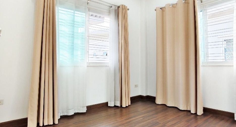 Продажа 3 спальни дом в Ban Pong, Ратбури