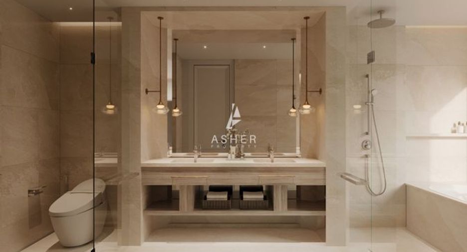 For sale 4 bedrooms condo in Khlong Toei, Bangkok