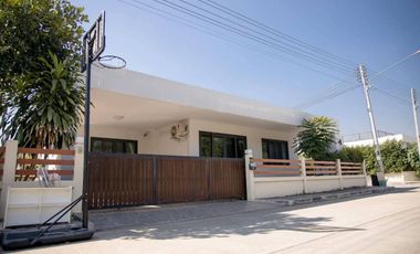 For sale 3 bedrooms house in Mueang Chiang Mai, Chiang Mai