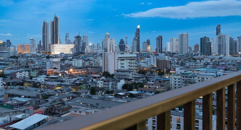 For rent and for sale 2 bedrooms condo in Khlong San, Bangkok