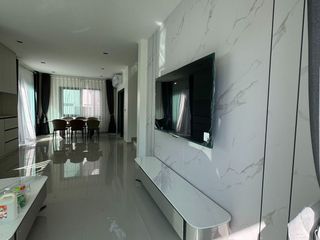 À louer 3 chambres maison à Bang Lamung, Chonburi