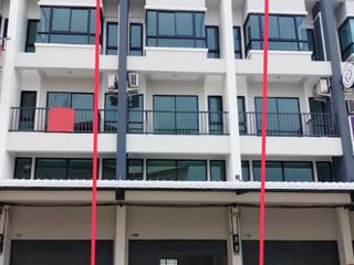 出售 4 卧室 商业空间 在 Bang Khae, 曼谷