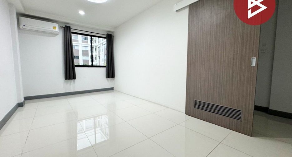 For sale 4 bedrooms retail Space in Bang Khae, Bangkok