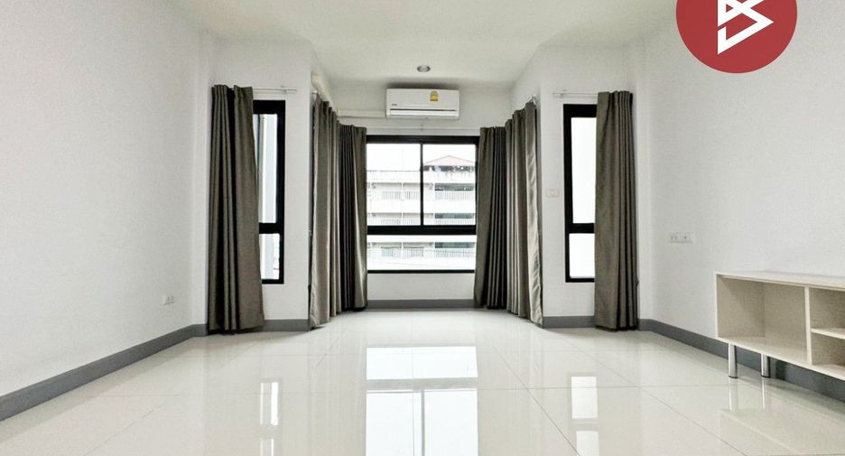 For sale 4 bedrooms retail Space in Bang Khae, Bangkok