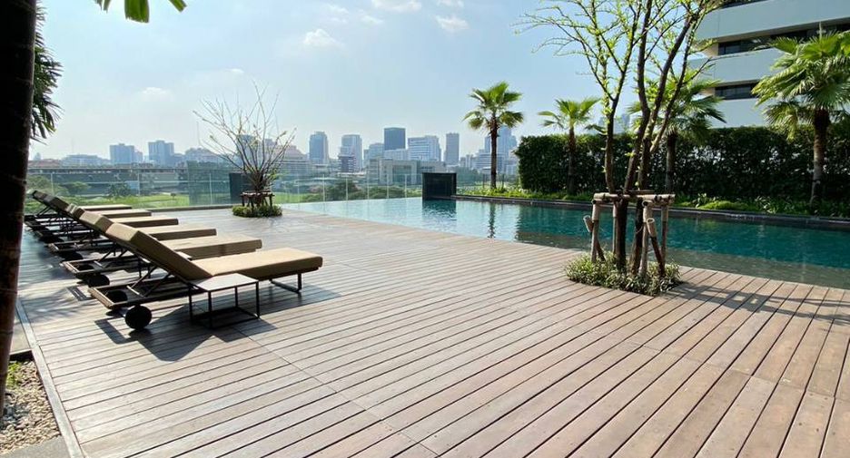 For rent 1 bed condo in Pathum Wan, Bangkok