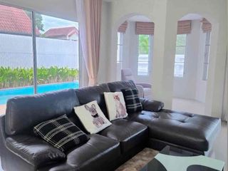 For rent 3 bedrooms villa in Bang Lamung, Chonburi